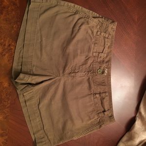 Olive Green Ann Taylor Shorts. Size 8
