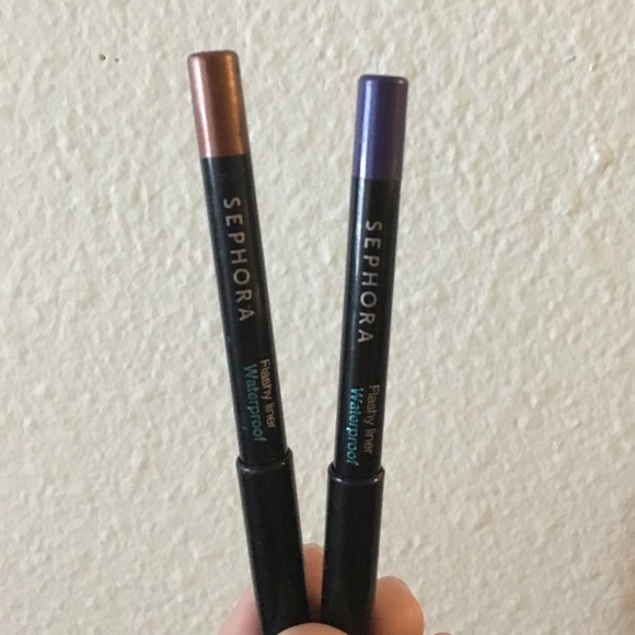 FREE W/ $10 PURCHASE - Sephora Flashy Eyeliner