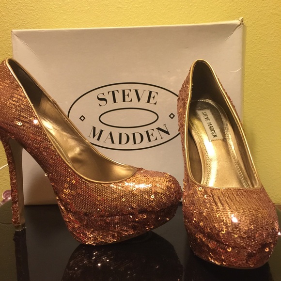 🌺DEAL FOR 3HRS ONLY🌺 Steve Madden heels