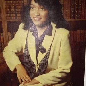 Meet your Posher, Annette