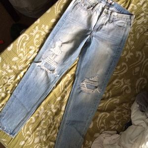 Hollister boyfriend jeans size 00