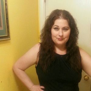 Meet your Posher, Leticia