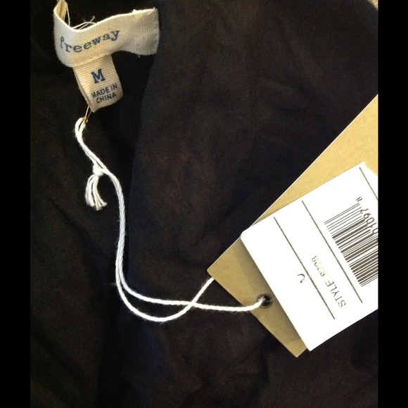 Short Dress by Freeway - Picture 3 of 3