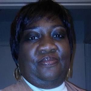 Meet your Posher, Carolyn