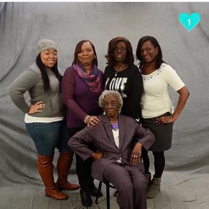 Meet your Posher, Loretta