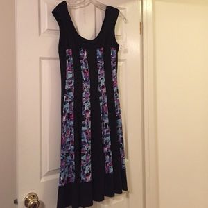 Paneled A-line knit dress