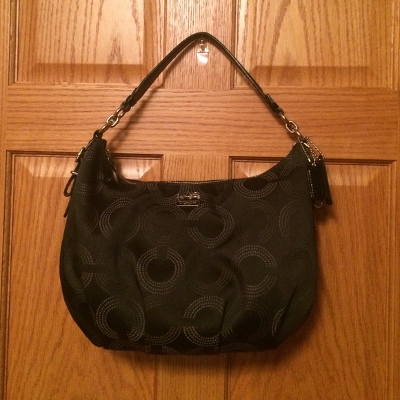 PRICE DROP! Coach Hobo