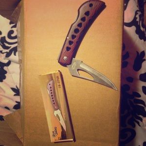 Frost Cutlery Lockback blade pocket knife