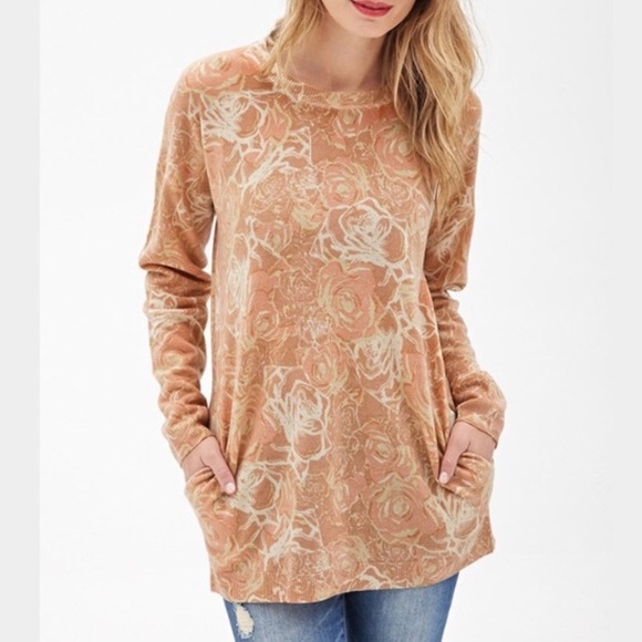 Forever 21 rose print sweater with pockets