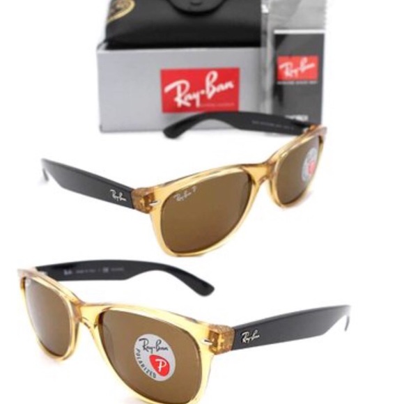 Wayfarer Rayban sunglasses