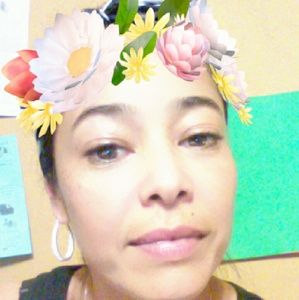 Meet your Posher, Alma