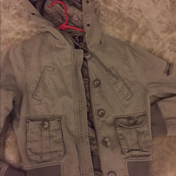 Comfy and warm jacket - Picture 2 of 2