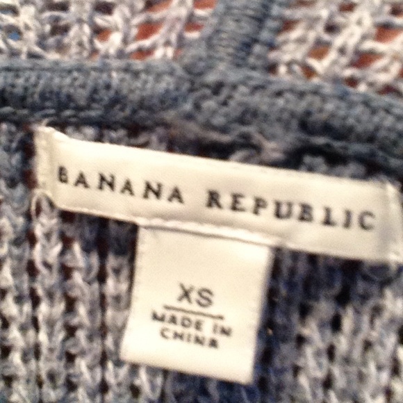 Button up sweater - Picture 3 of 3