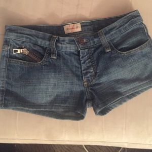 Franki b heart pocket shorts