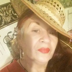 Meet your Posher, Rosa linda