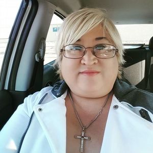 Meet your Posher, Joy