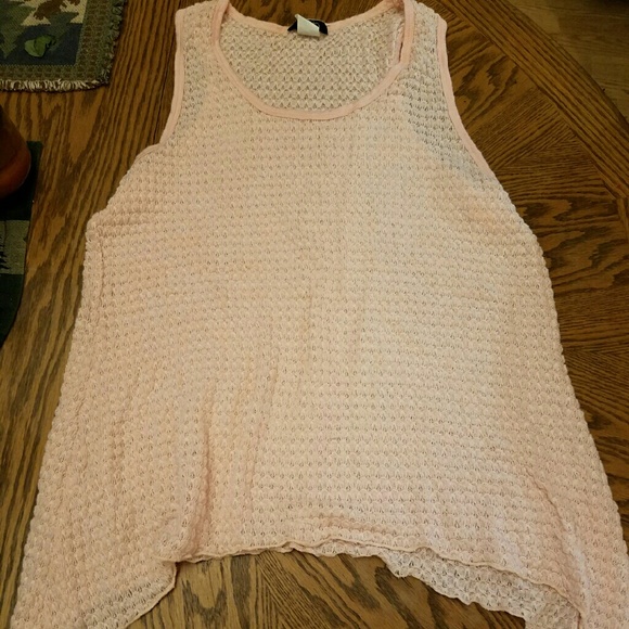 Peach knit shark bite tank