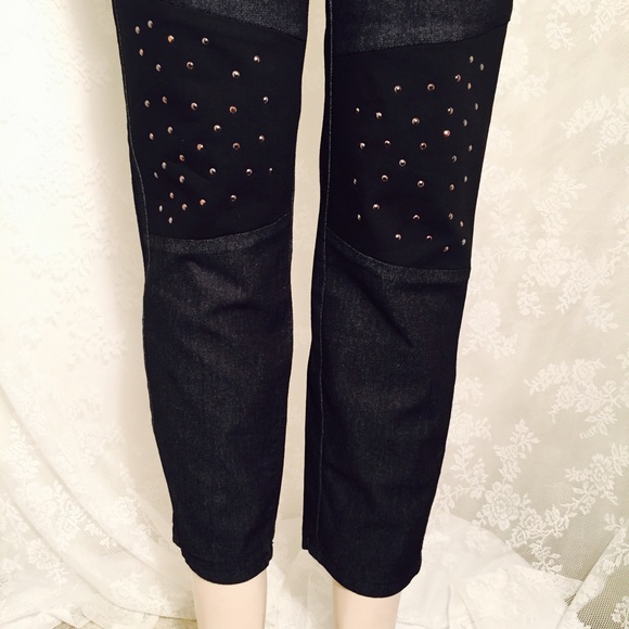 Jeggings  w/ little studs. FINAL CLEARANCE - Picture 4 of 4