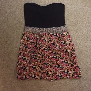 Floral print strapless dress