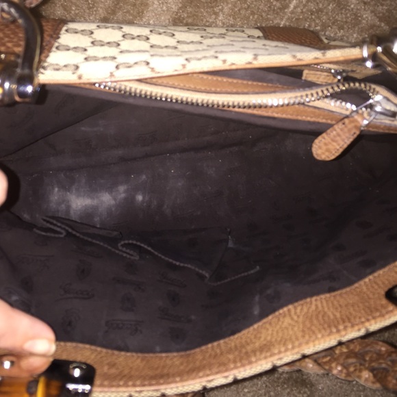 Authentic Gucci purse - Picture 2 of 4