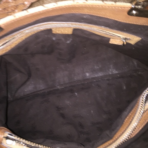 Authentic Gucci purse - Picture 3 of 4