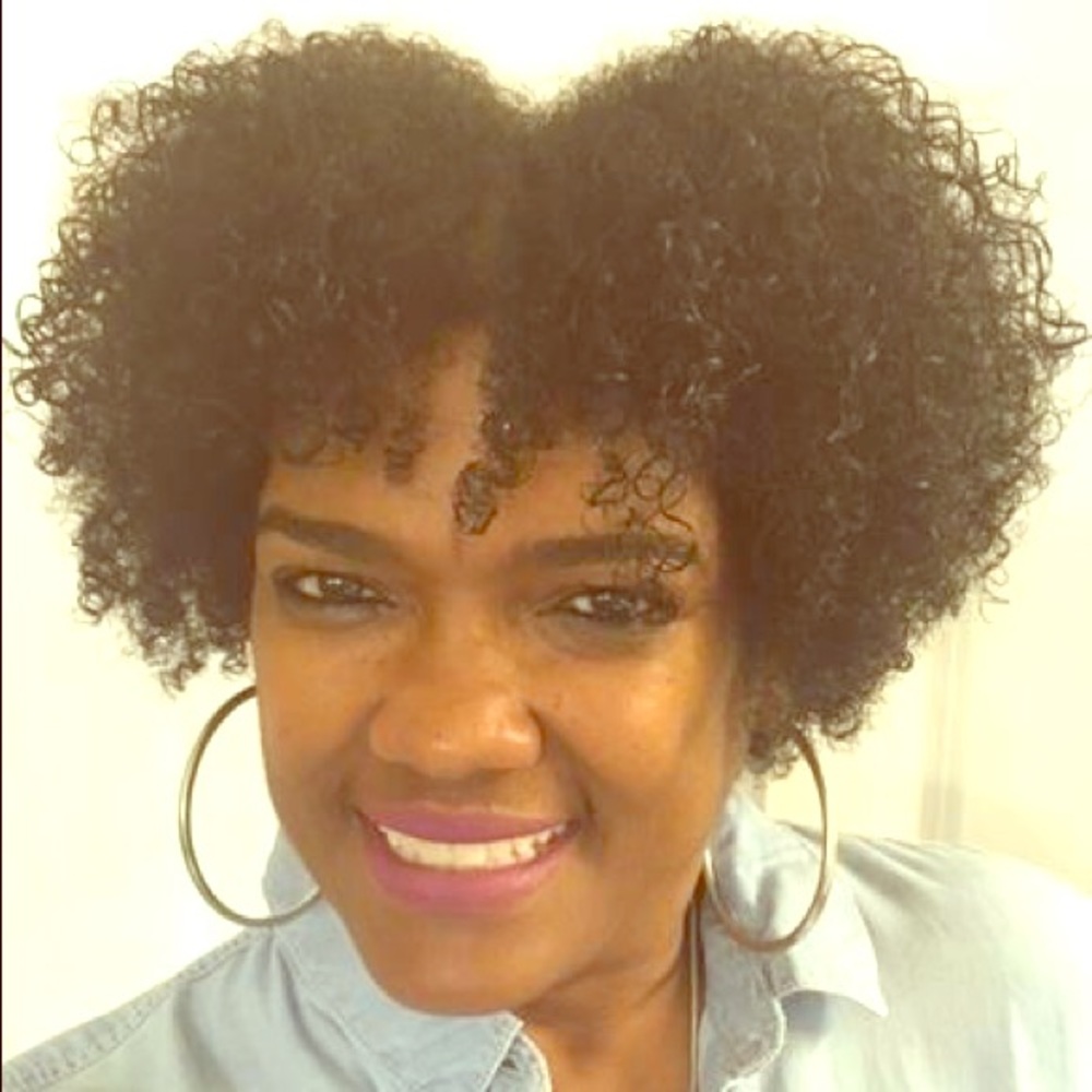 Meet your Posher, Pamela