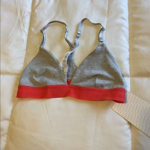 NEW Lululemon live natural bra II size 6