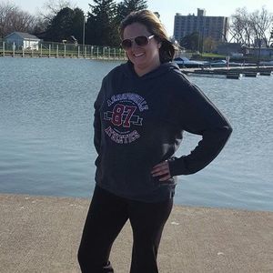 Meet your Posher, Holly ann