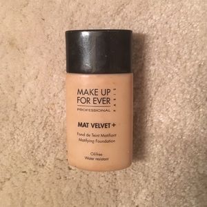 MakeUp Forever Mat Velvet Foundation