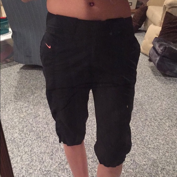 Nike black cargo capris