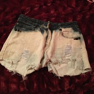 Bleached shorts