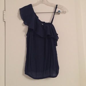 Ruffle one shoulder tank top