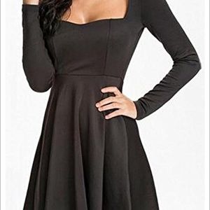 NWOT Open back long sleeve black dress medium