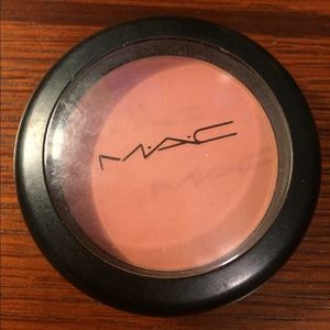 M.A.C. Melba blush