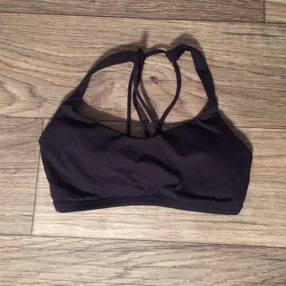 Lululemon black sports bra