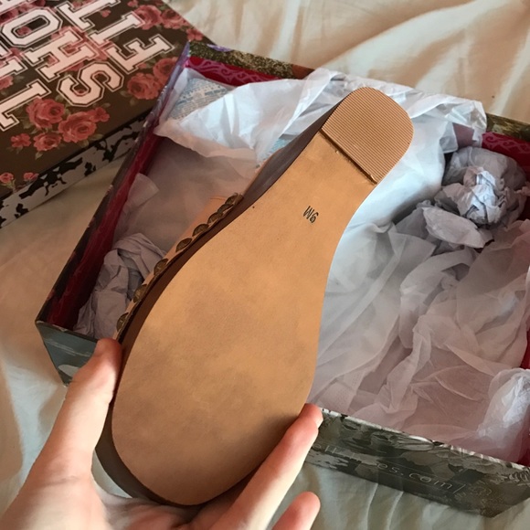 Brand new Jeffrey Campbell wedges - Picture 4 of 4