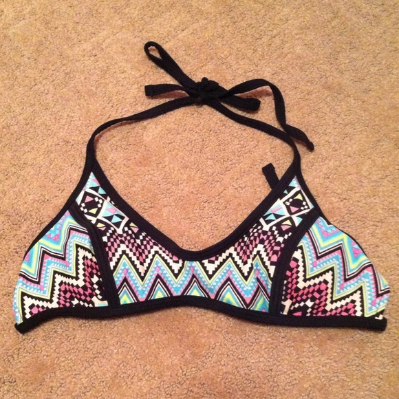 Bralette bikini style top