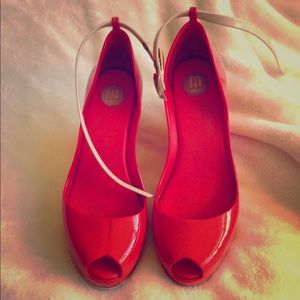 Red and cream Melissa wedges