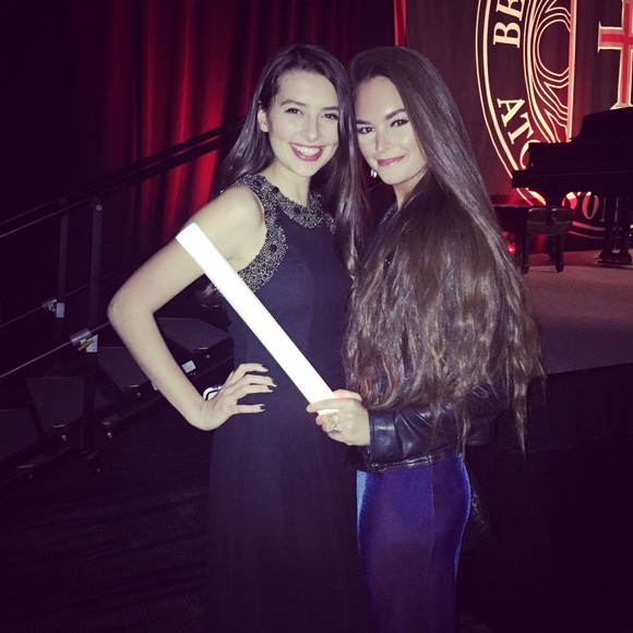 Meet your Posher, Katie! - Picture 4 of 4