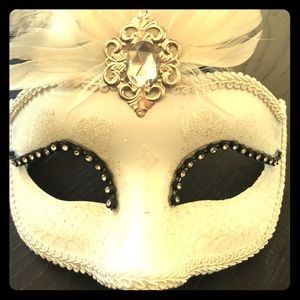 White Mardi Gras/Masquerade mask