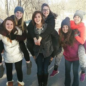 Meet your Posher, Hannah