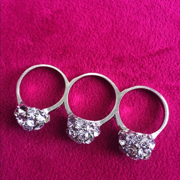 "Starstruck" 3 finger ring Size 7 💫 - Picture 2 of 3