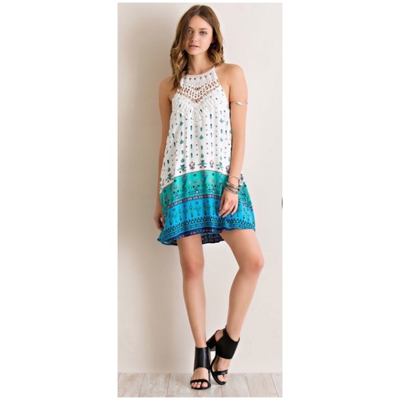 Dresses & Skirts - Weekend promo🎉🎊 Adorable embroidered dress! BNWT