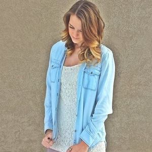 Meet your Posher, Ashlee