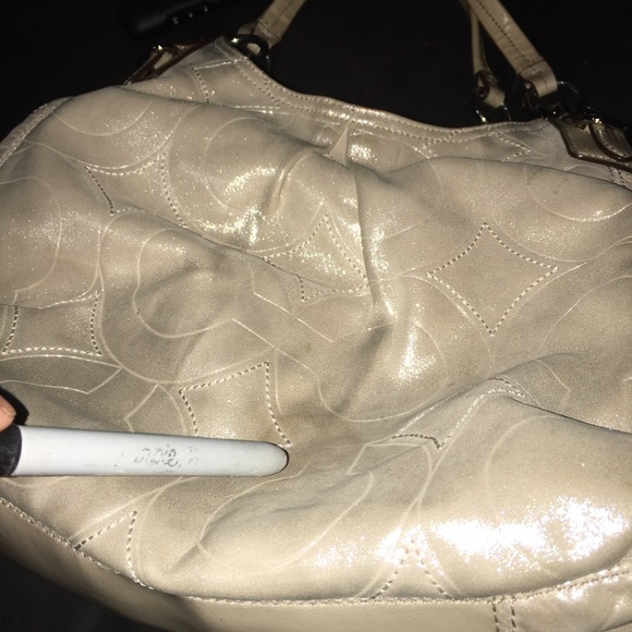 Coach - Picture 2 of 4