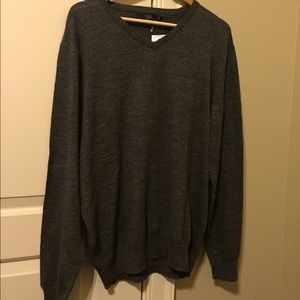 Men's sweater