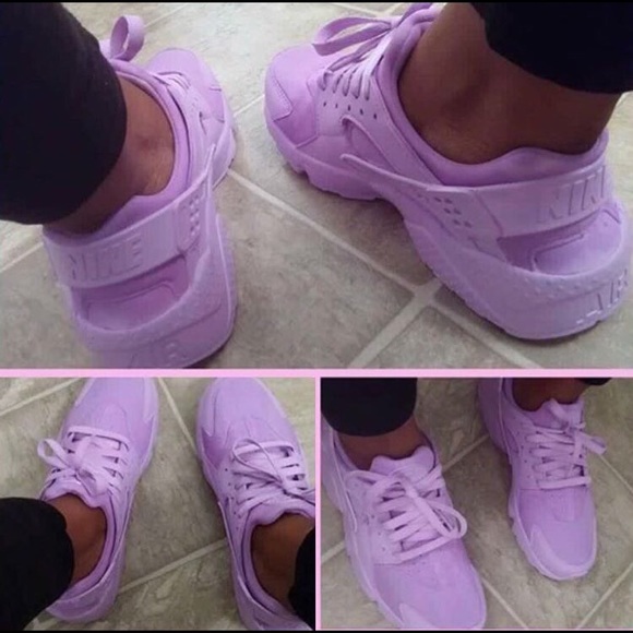 Purple huaraches