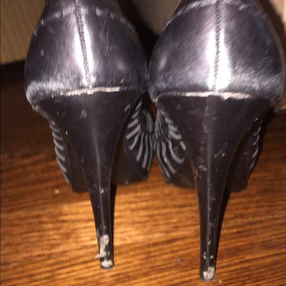 Heels - Picture 2 of 2