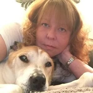 Meet your Posher, Abbey