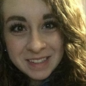 Meet your Posher, Whitney